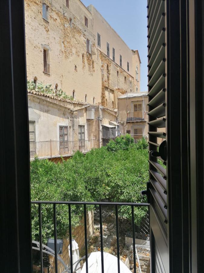 Le Stanze Di Luisa Hotel Agrigento Bagian luar foto
