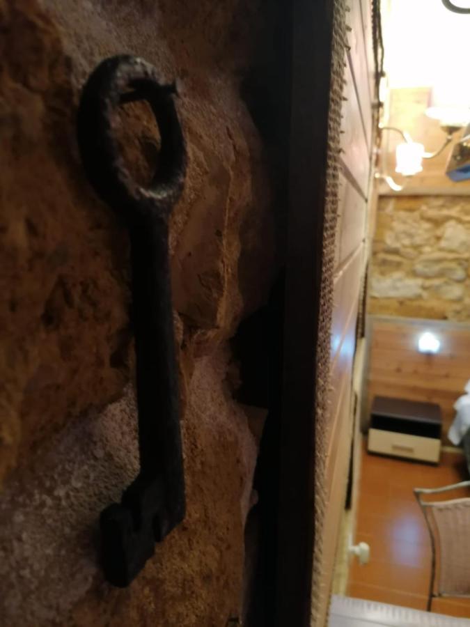 Le Stanze Di Luisa Hotel Agrigento Bagian luar foto