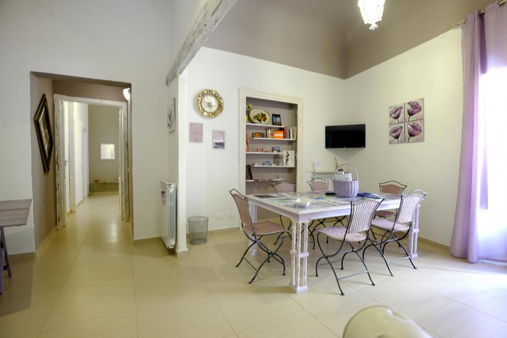 Le Stanze Di Luisa Hotel Agrigento Bagian luar foto